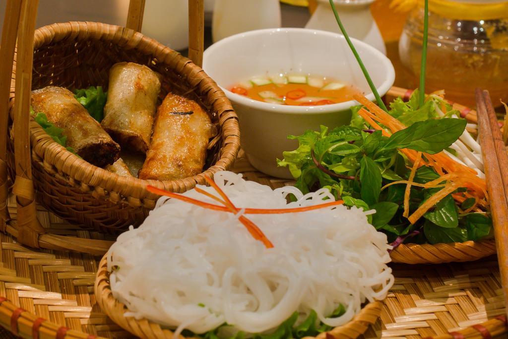 Viet View Hotel & Spa Hanoi Esterno foto